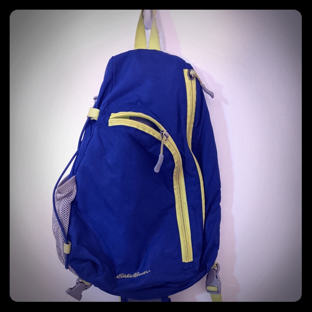 Eddie Bauer Ripstop Sling Pack